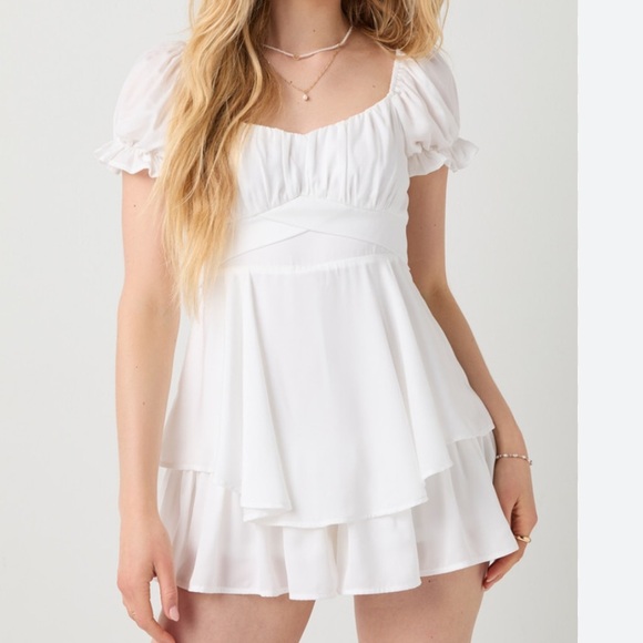 White Miami Bow Back Romper size Medium - Picture 4 of 6